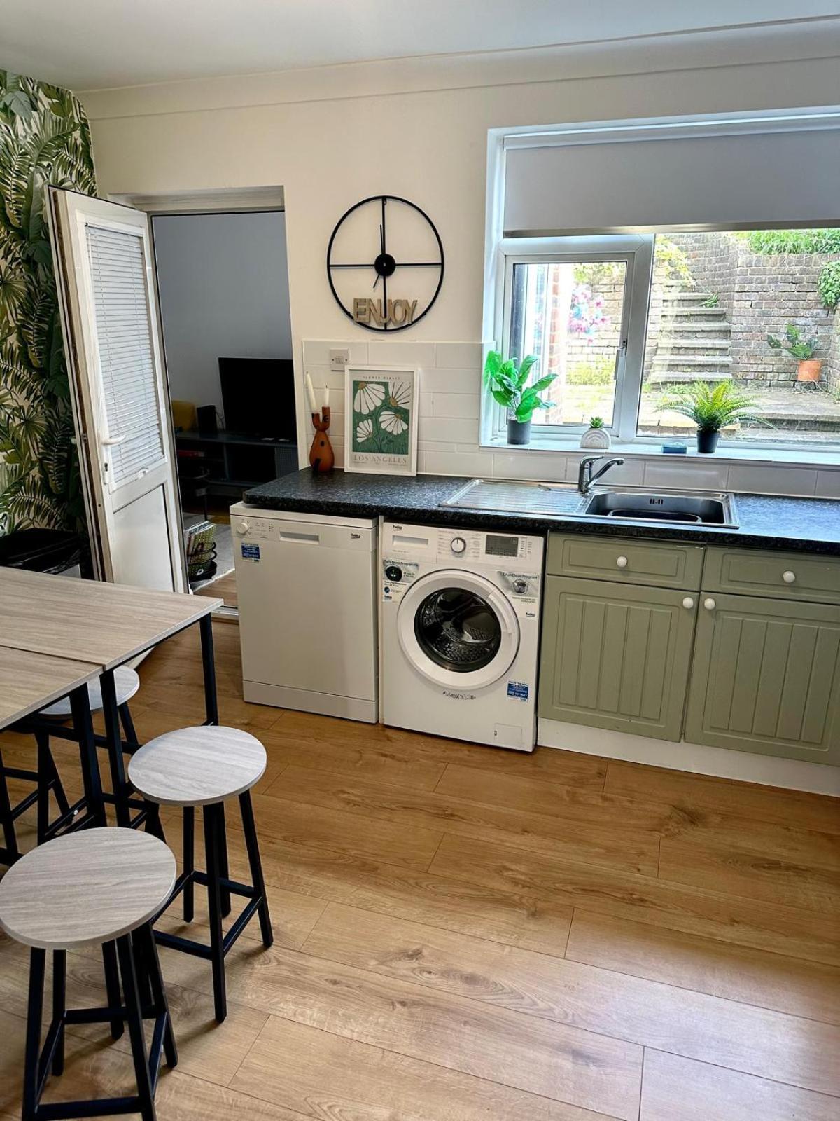 Deluxe House Holiday home Brighton